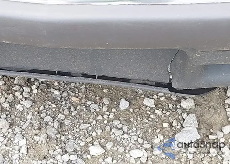 2000 Chevrolet S-10 Ls from USA, damaged, VIN 1GCCS1951Y8297501